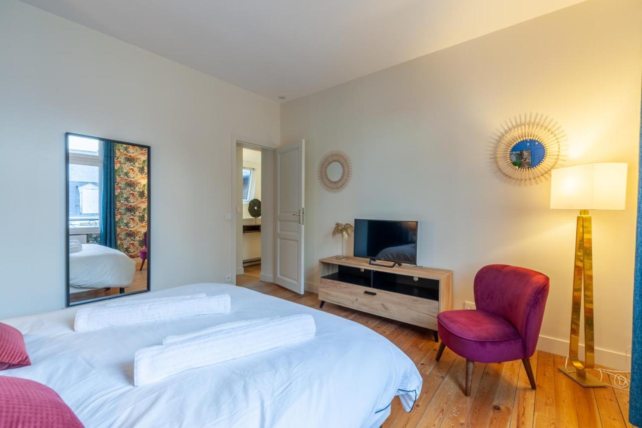 Luxurious 2 Bedroom Duplex On Place Morny *